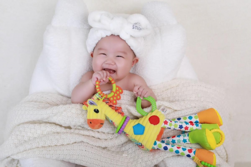 保山宝宝为什么会吐奶 保山宝宝为什么会吐奶